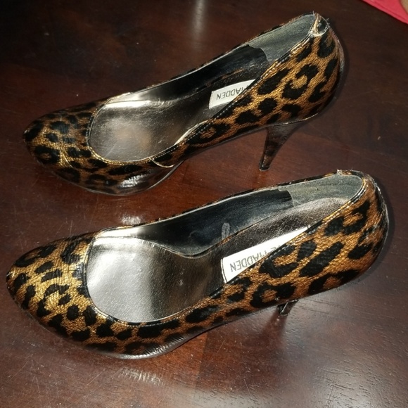Steve Madden cheetah print heels - Picture 3 of 6